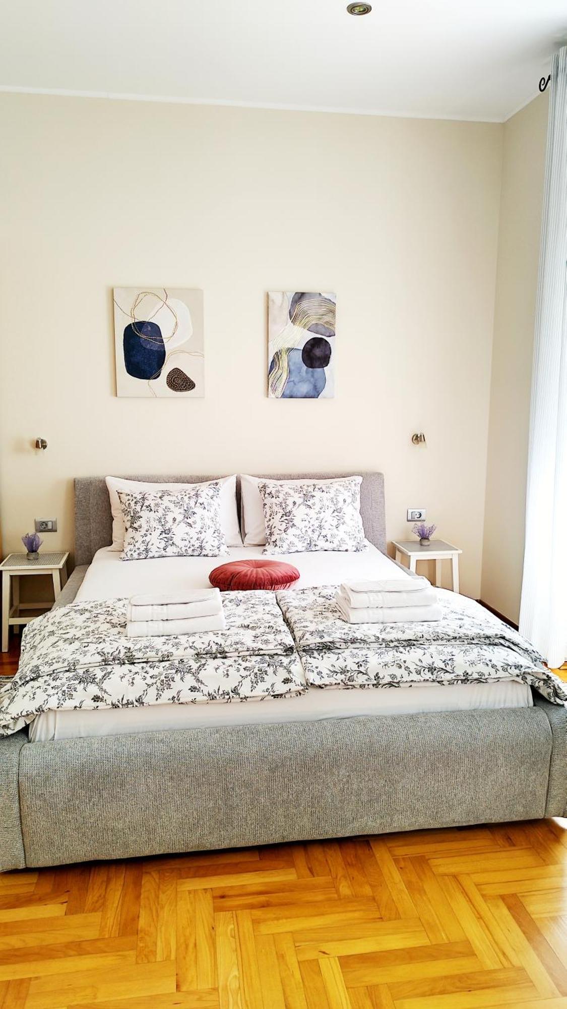 Lavender - City Room With Free Parking Pula Ngoại thất bức ảnh