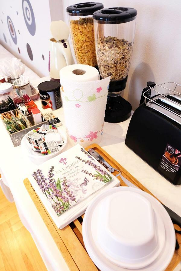 Lavender - City Room With Free Parking Pula Ngoại thất bức ảnh