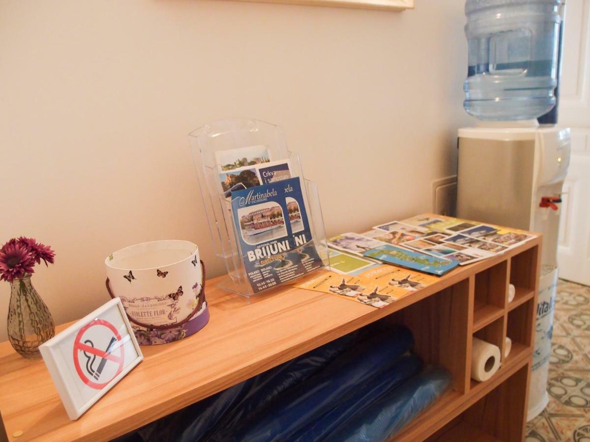 Lavender - City Room With Free Parking Pula Ngoại thất bức ảnh